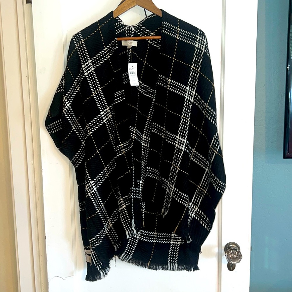 LOFT XS/S NWT Plaid Capelet/Poncho